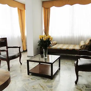 3* Apartahotel Apartasuites Montecarlo